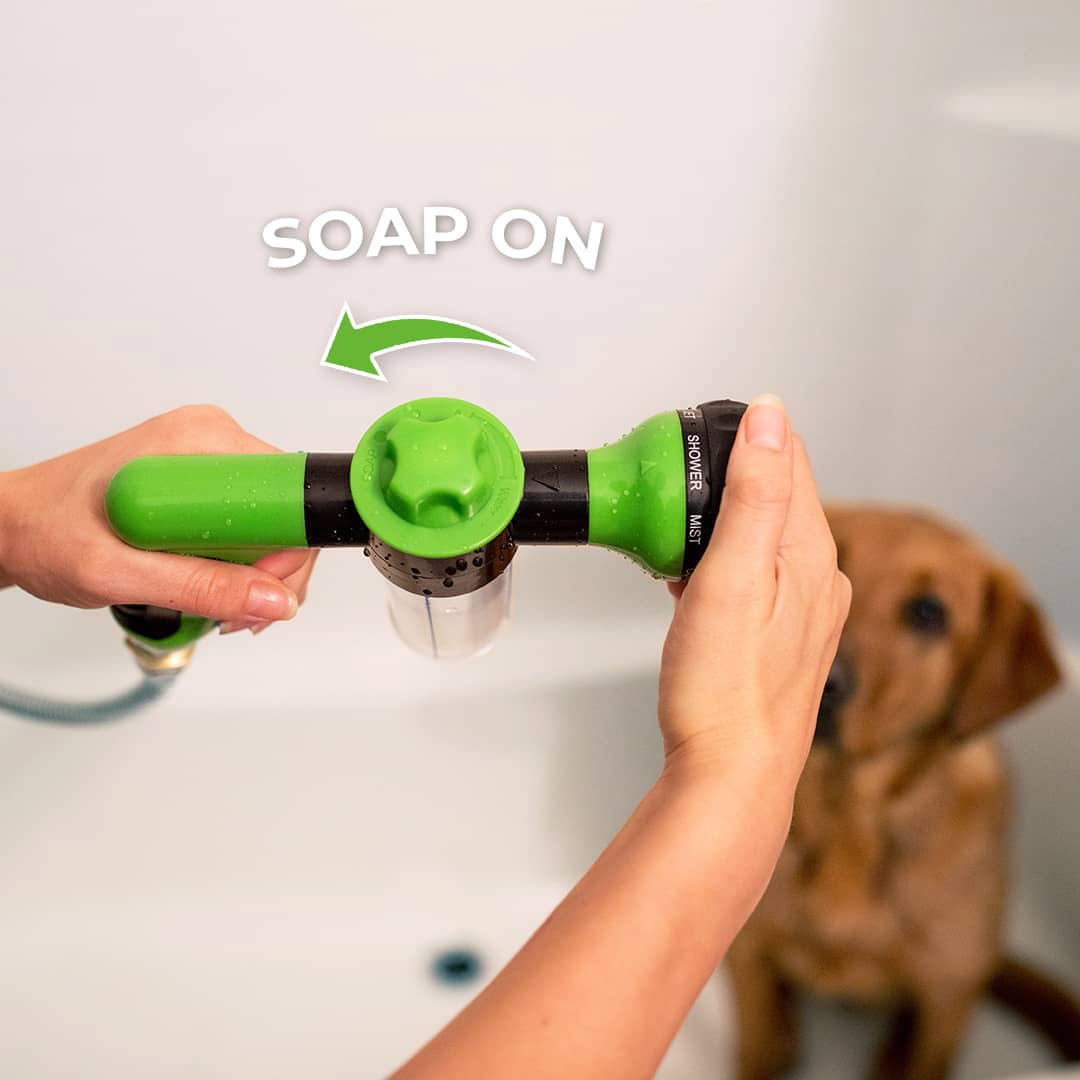 JetSpray™ - Premium cleaning tool for your four-legged friend 